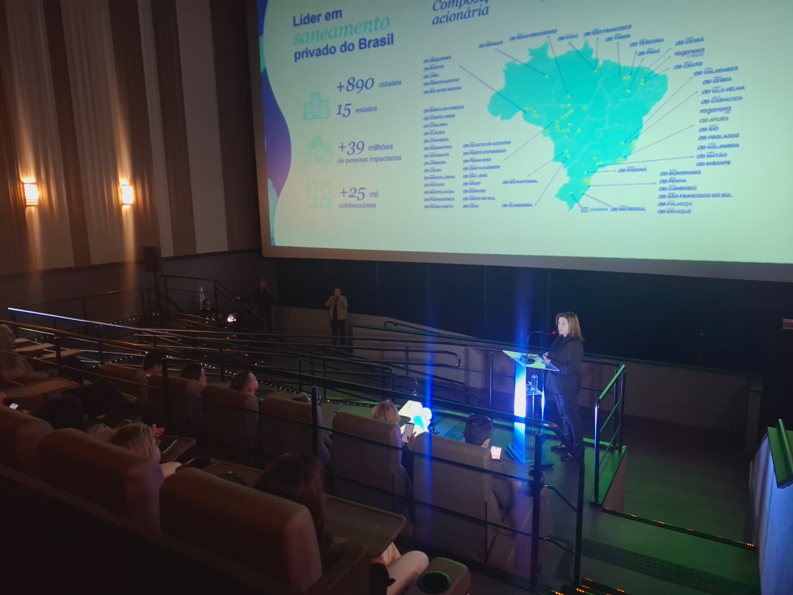 Presidente da Aegea SC destaca inovação e sustentabilidade no saneamento durante LIDE SC em Balneário Camboriú